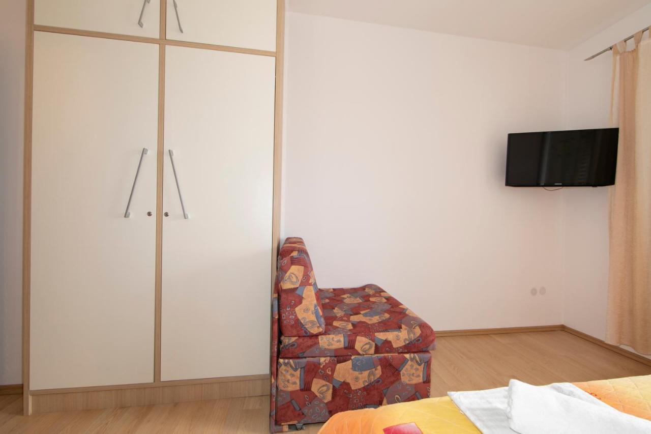 Apartments Maja Tucepi Luaran gambar
