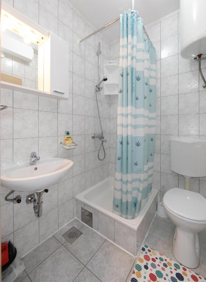 Apartments Maja Tucepi Luaran gambar